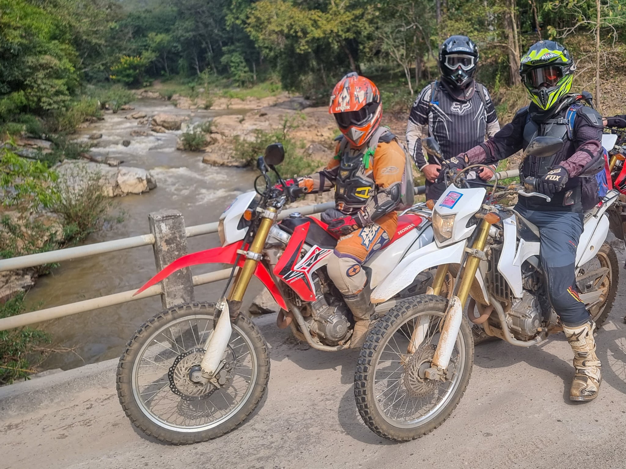 Photo opportunity from a bridge over rapids in Northern Thailand